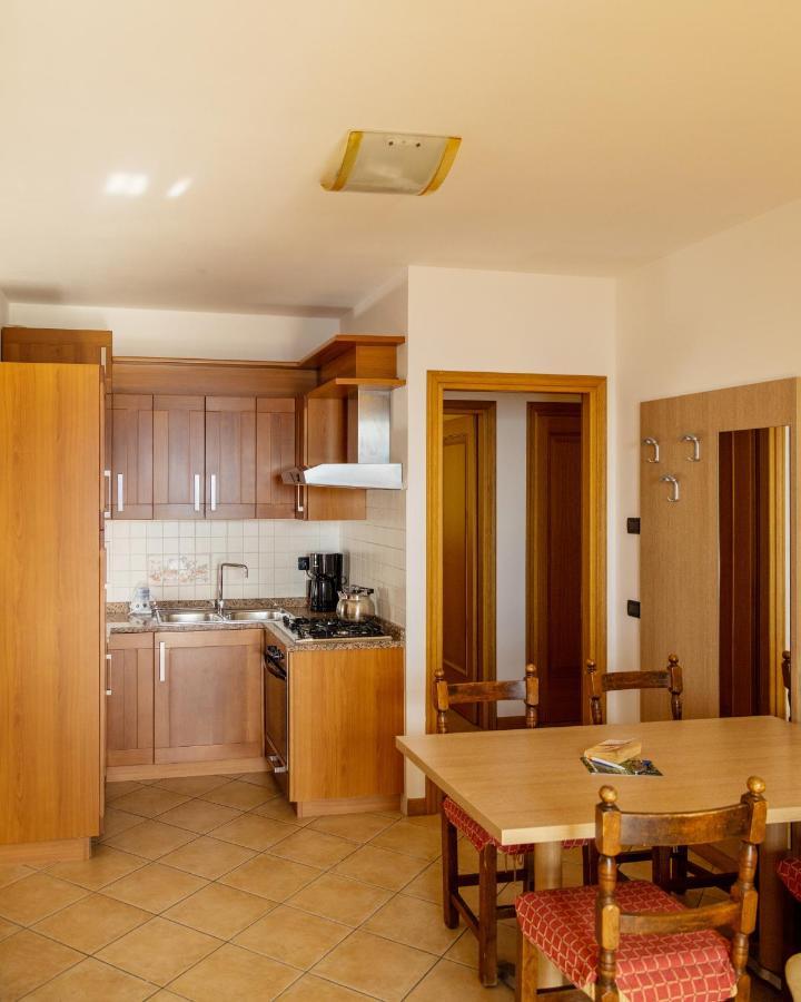 Residence Besass, Gtsgroup Tignale Ngoại thất bức ảnh