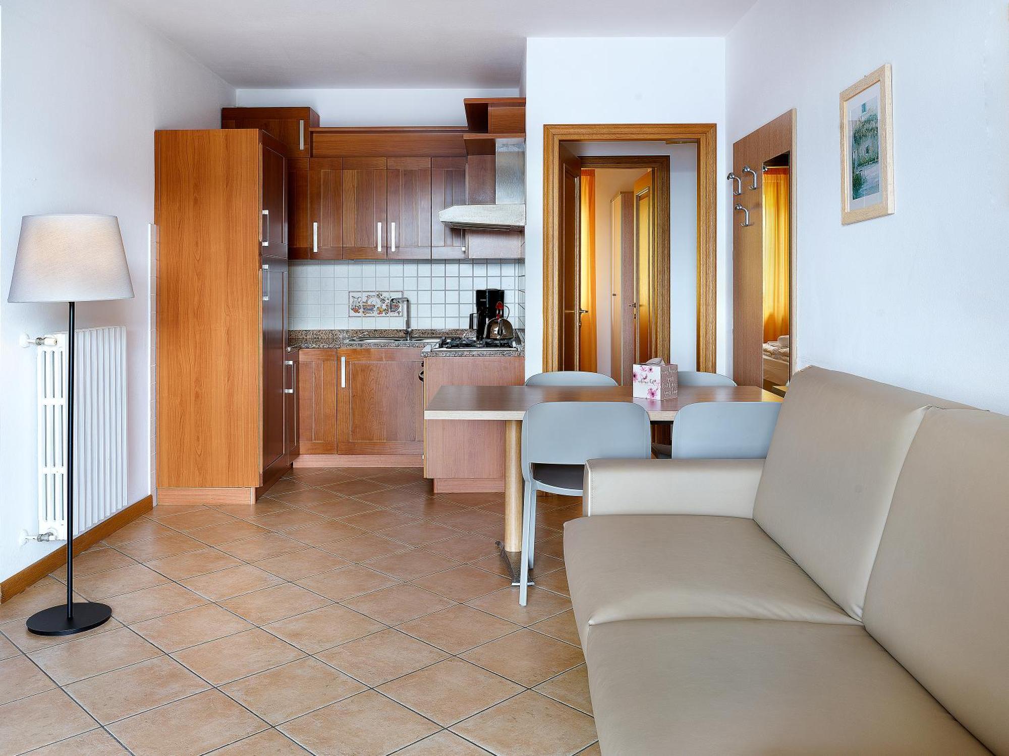 Residence Besass, Gtsgroup Tignale Ngoại thất bức ảnh