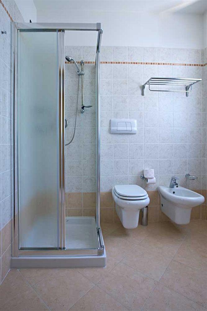 Residence Besass, Gtsgroup Tignale Ngoại thất bức ảnh